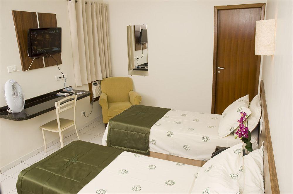 Araucaria Hotel Business - Maringá Eksteriør billede