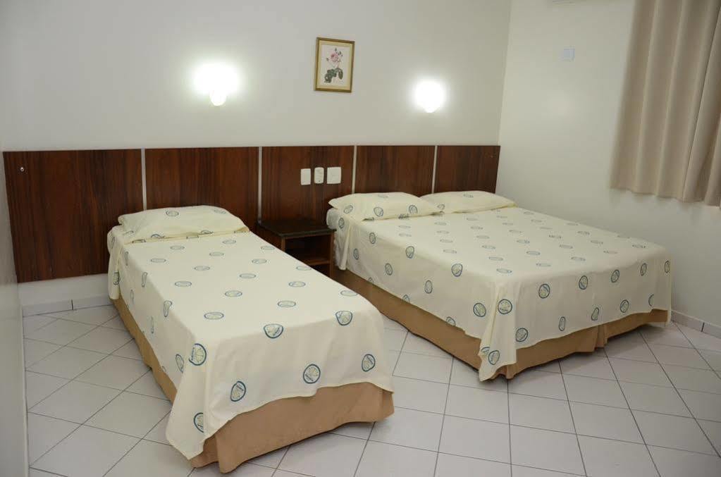 Araucaria Hotel Business - Maringá Eksteriør billede