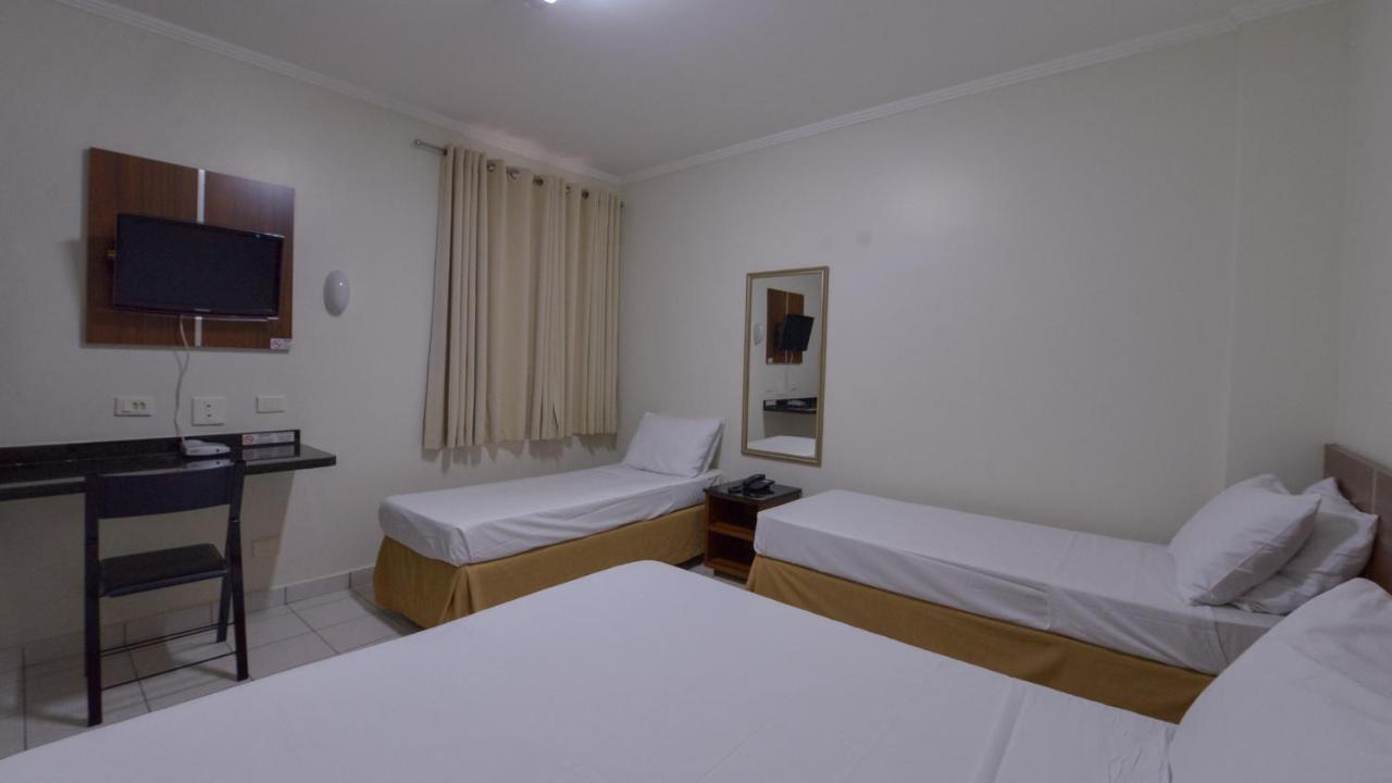 Araucaria Hotel Business - Maringá Eksteriør billede